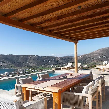 Nyaraló West Side Pool House By Hostandros