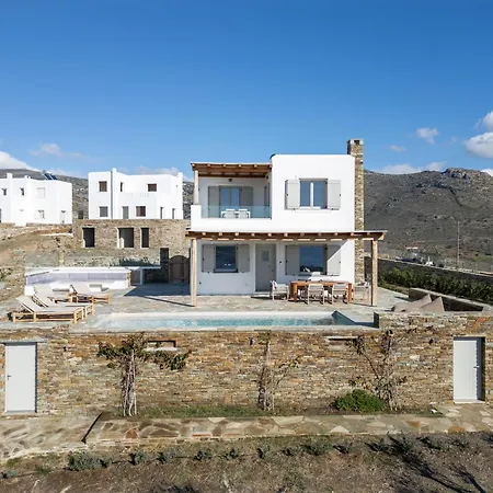 Nyaraló West Side Pool House By Hostandros Gávrio