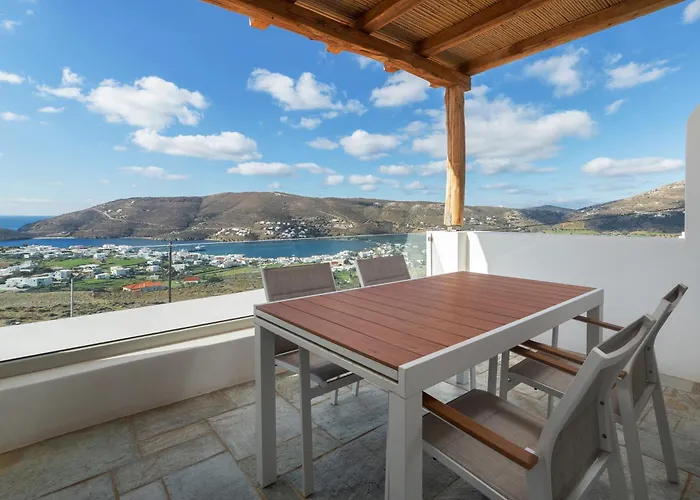 Holiday home West Side Pool House By Hostandros *