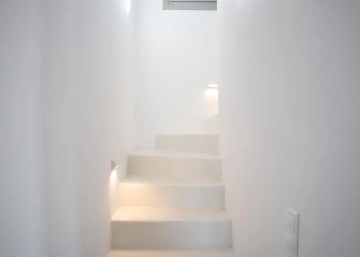 West Side Pool House By Hostandros Holiday home *