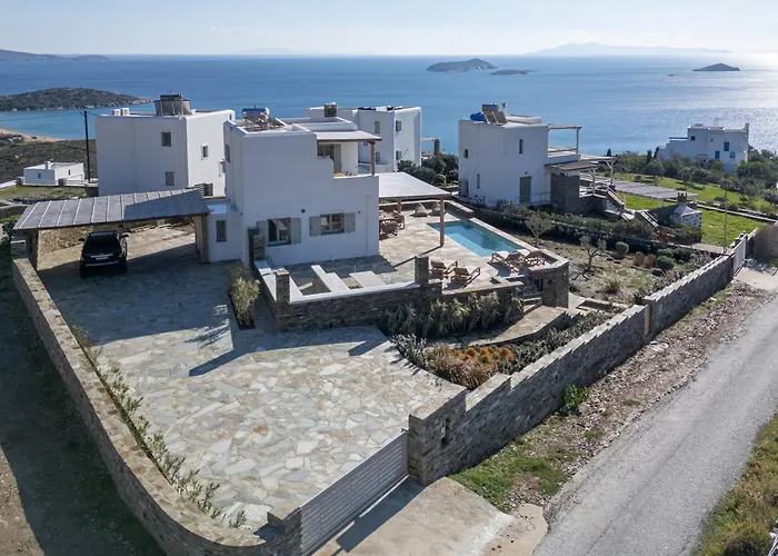 Holiday home West Side Pool House By Hostandros *